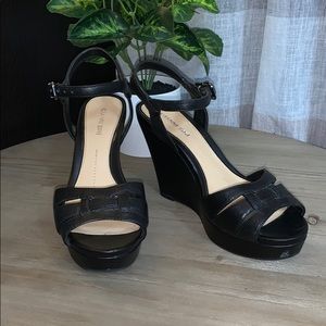 Gianni Bini Black Wedges